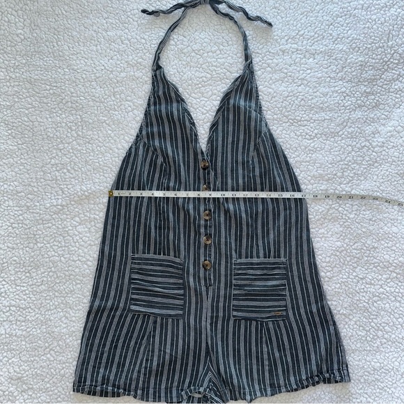 O’Neill halter romper jumper shorts jumpsuit striped buttons tie straps beach M - Picture 5 of 9